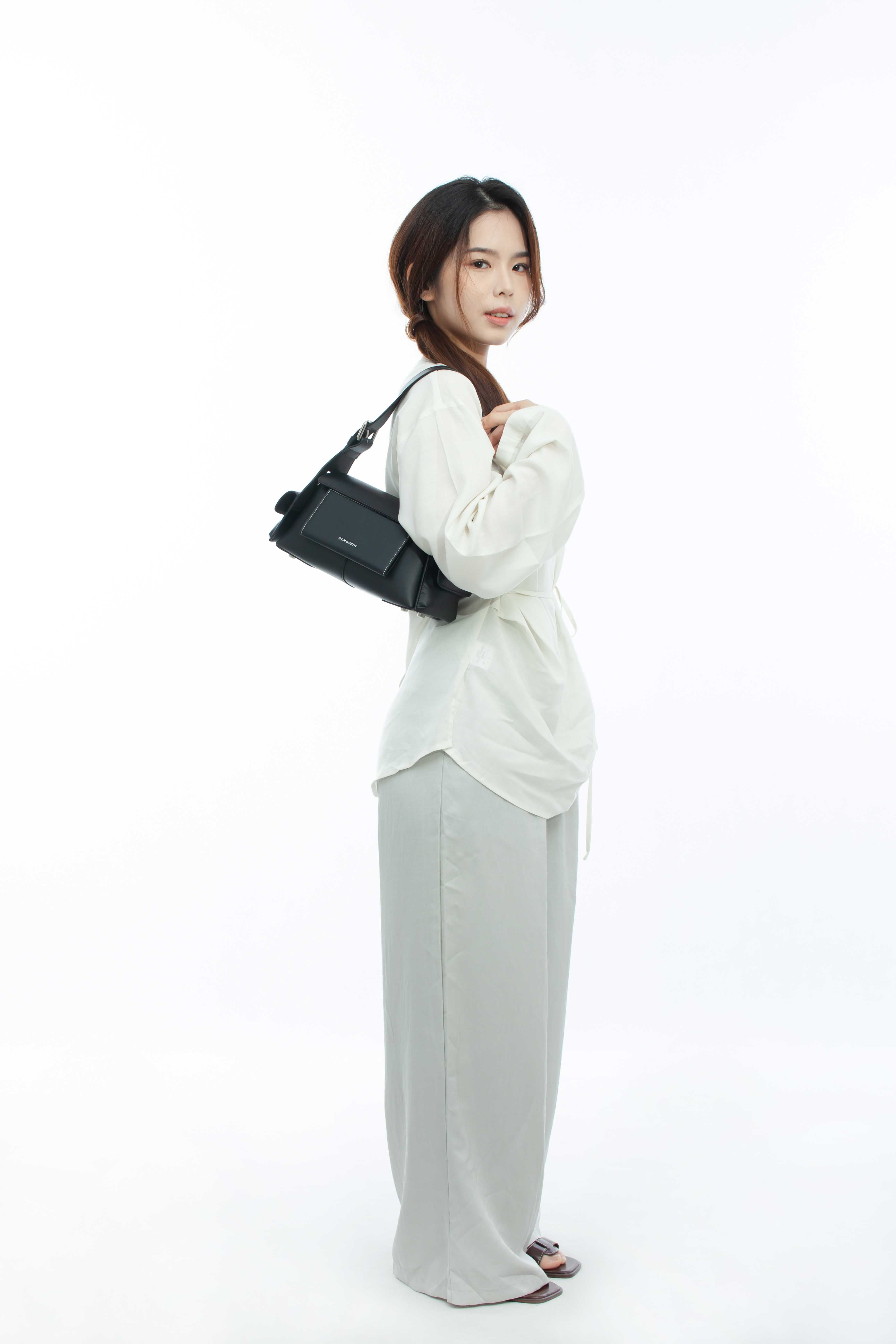 JUVIE-BLACK