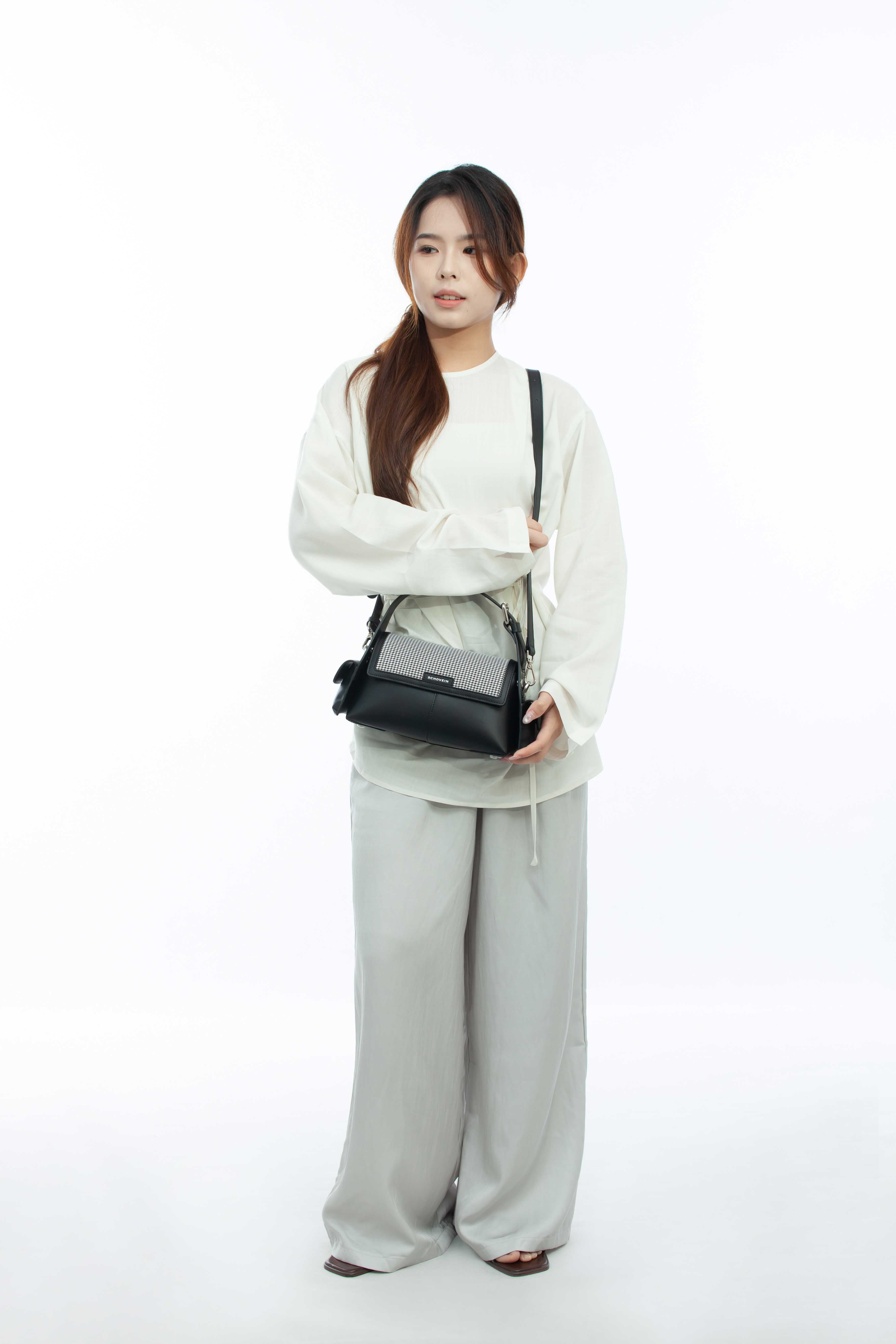 JUVIE-BLACK