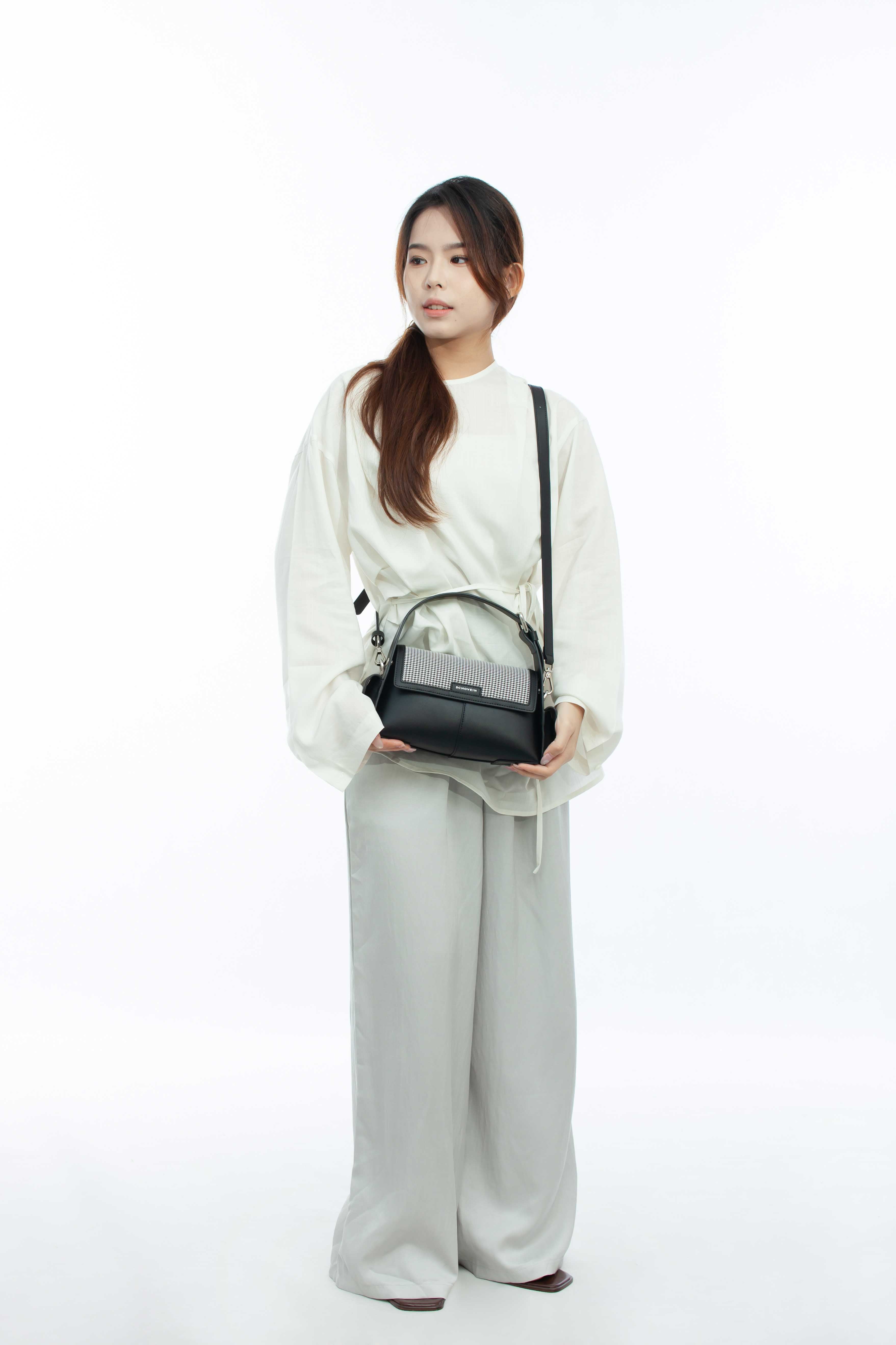 JUVIE-BLACK