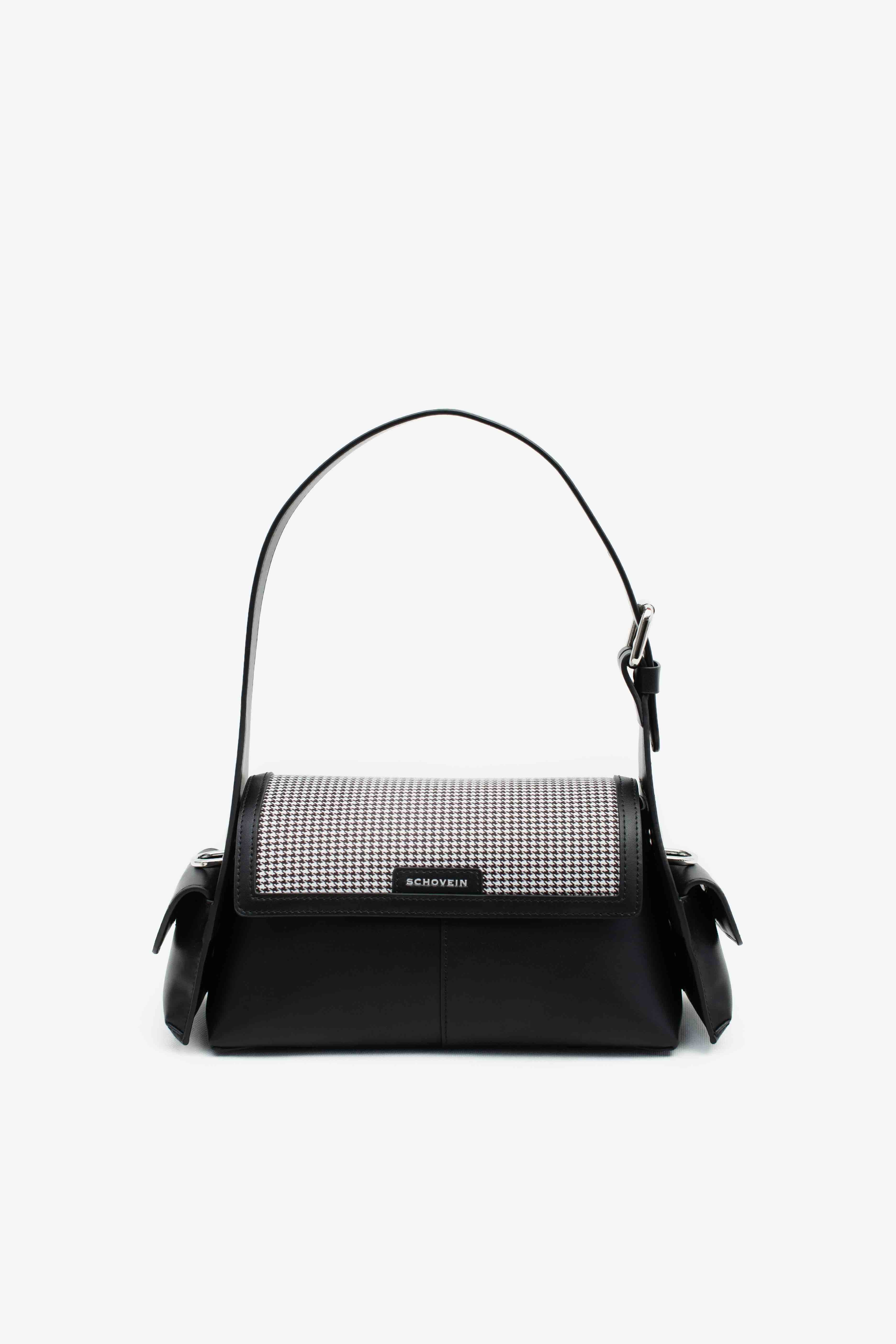 JUVIE-BLACK