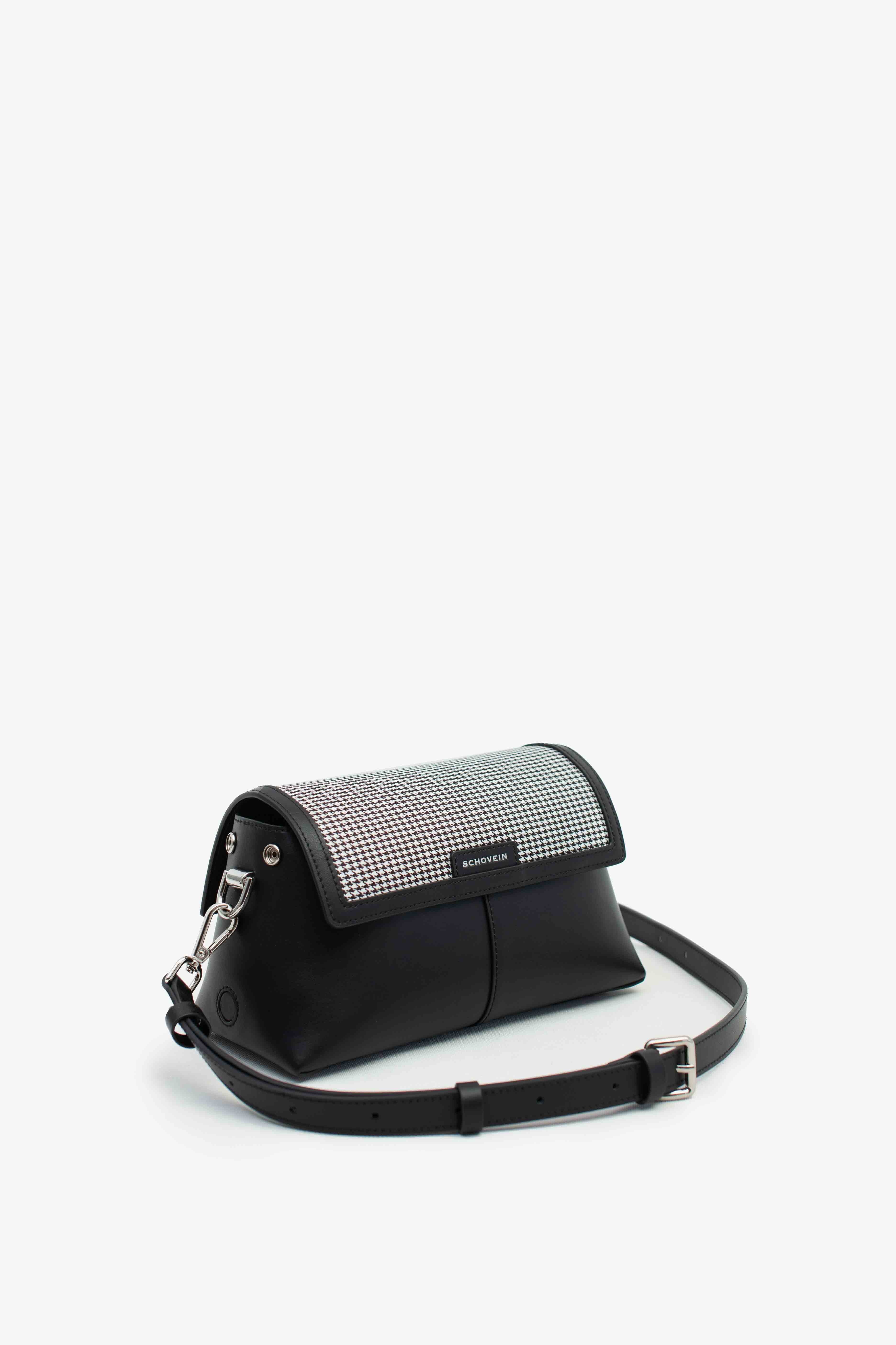 JUVIE-BLACK