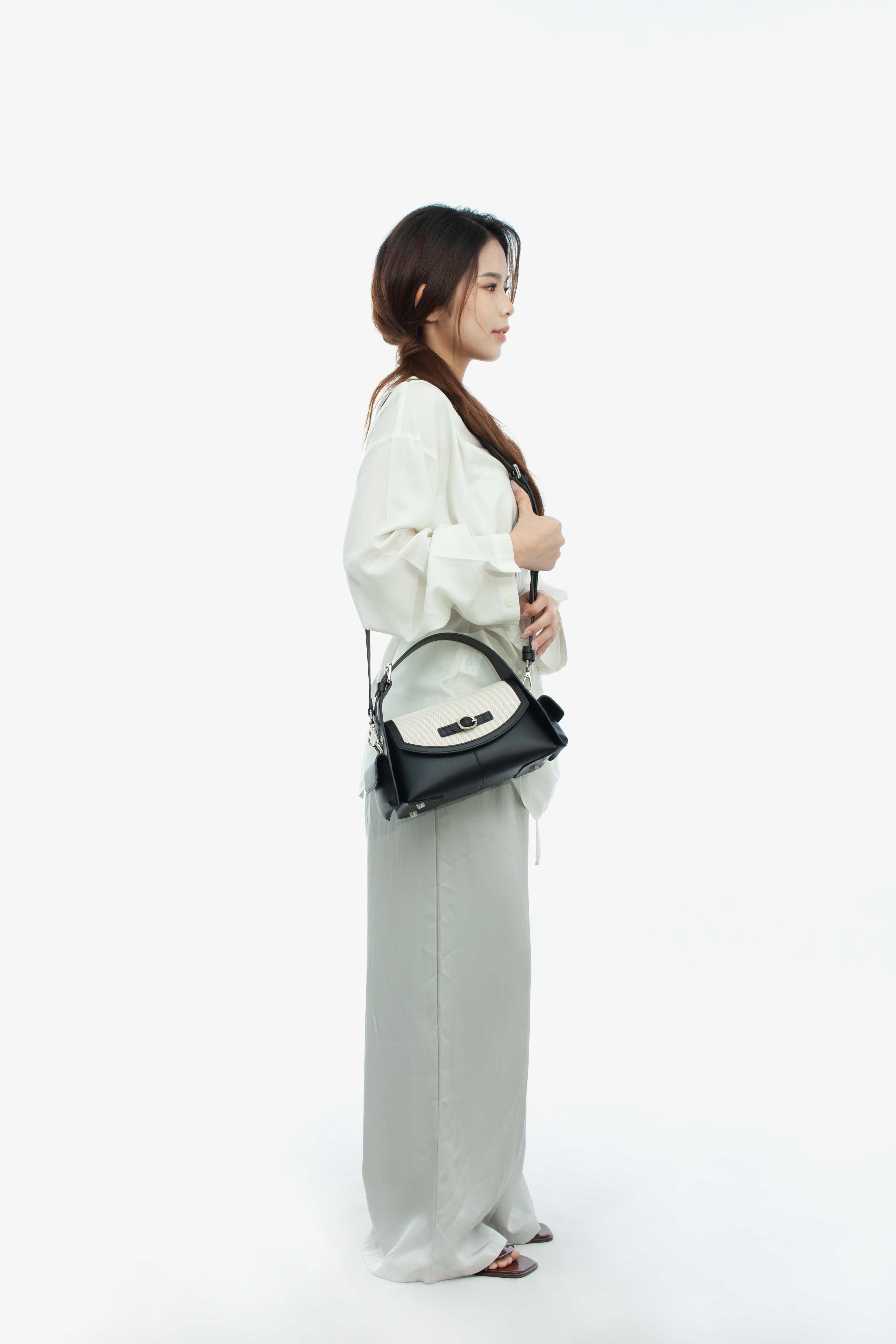 JUVIE-BLACK 1.0