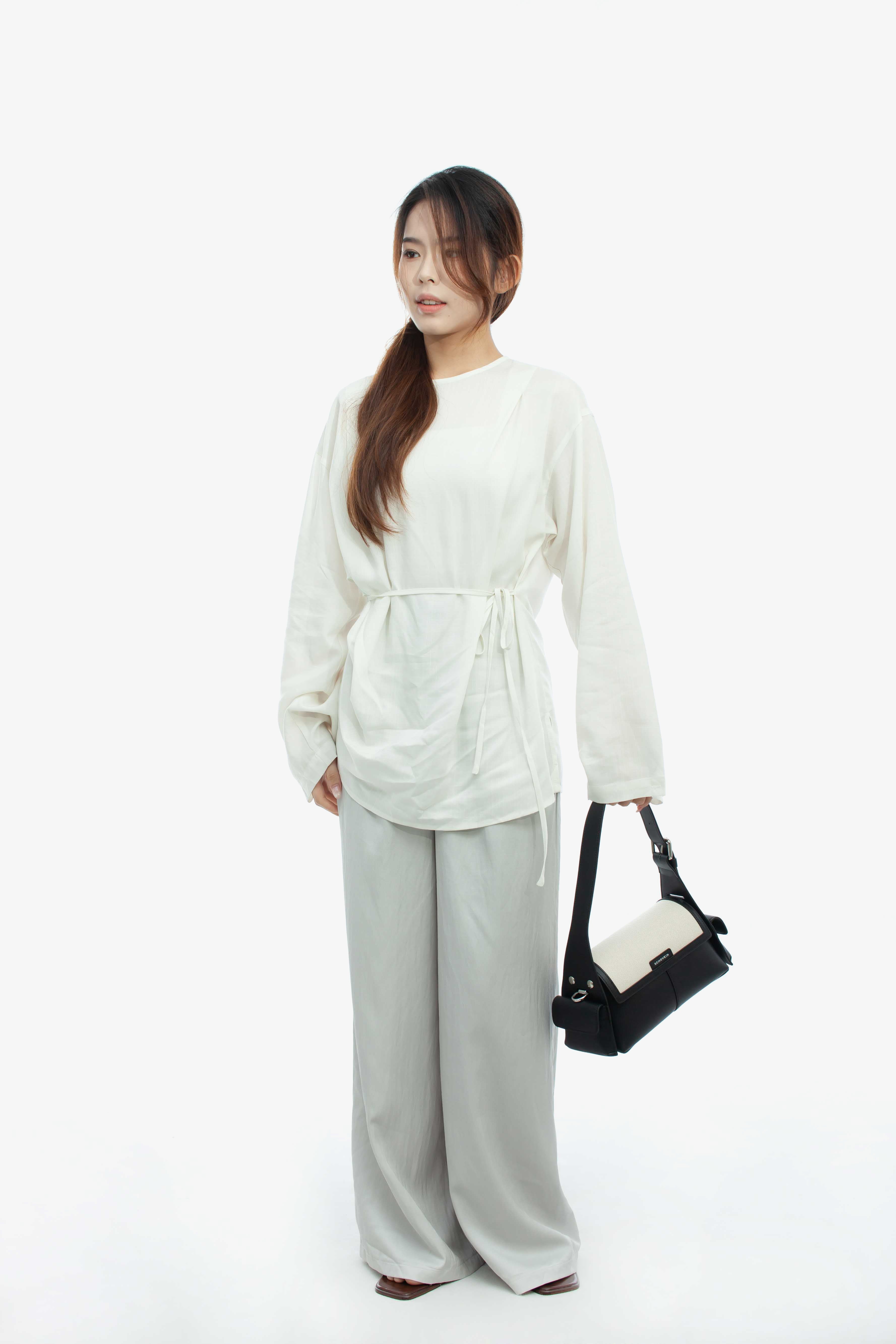 JUVIE-BLACK 1.0
