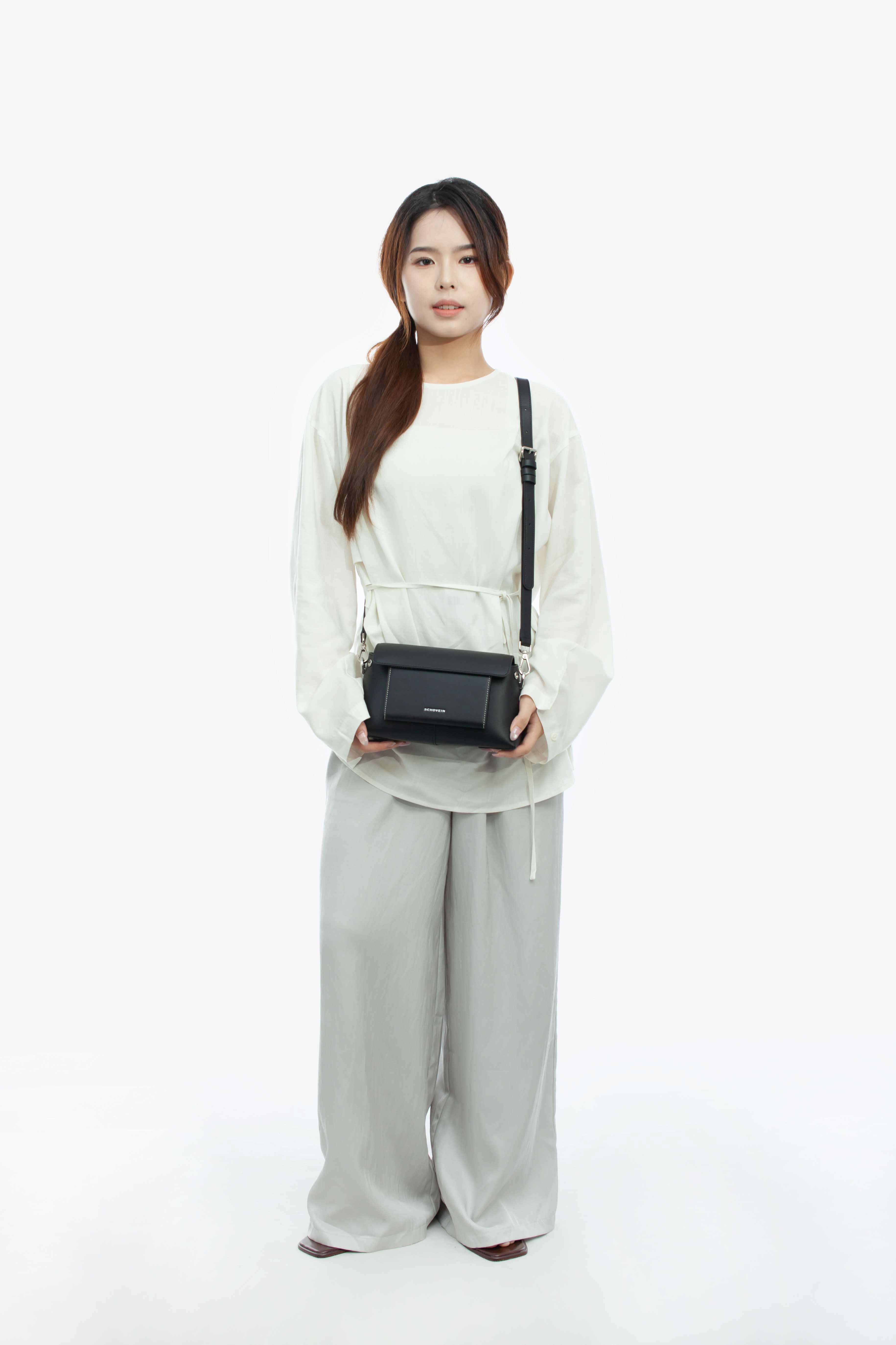 JUVIE-BLACK 1.0