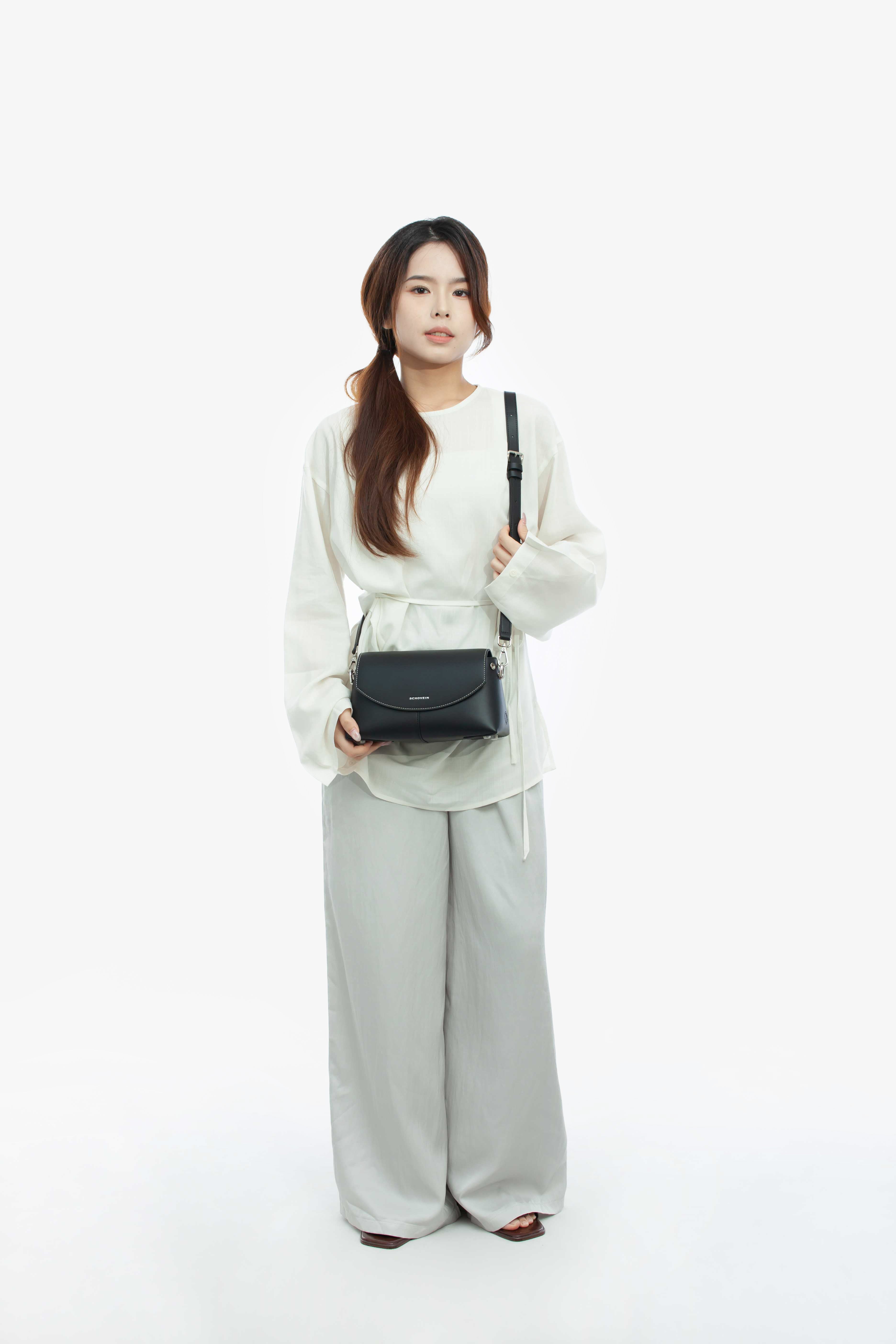 JUVIE-BLACK 1.0