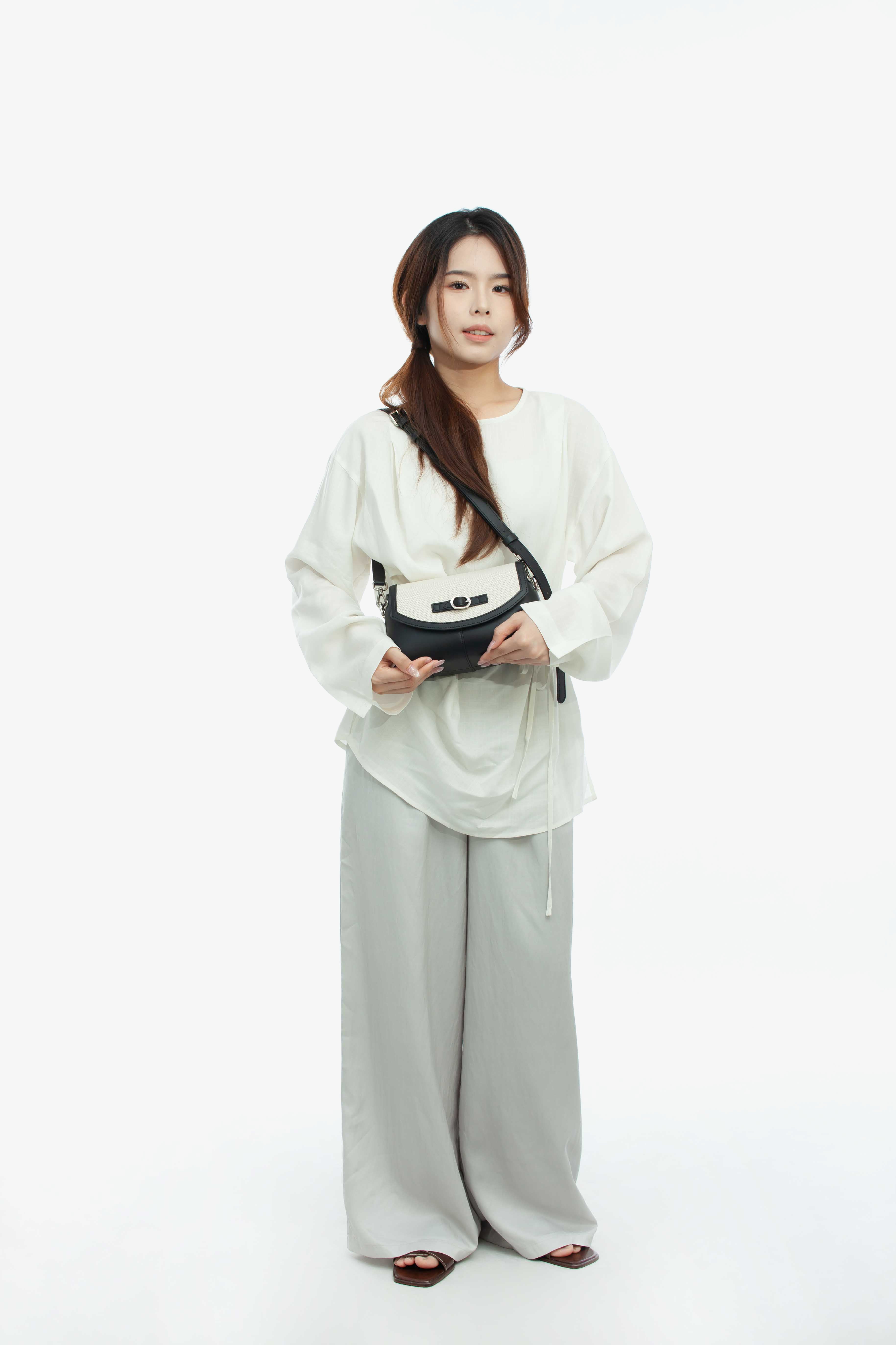 JUVIE-BLACK 1.0